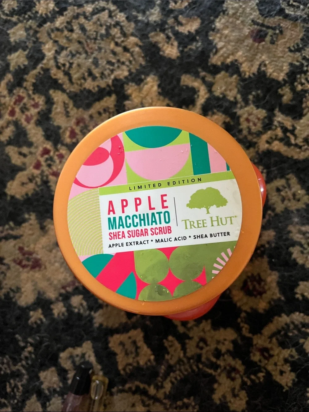 Tree Hut Apple Macchiato Shea Sugar Scrub - Orange & Green